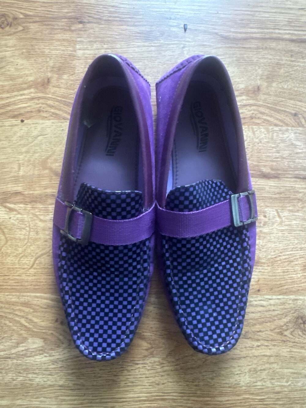 Giovanni Men's Purple Suede Checkered Inset Driver Loafers with Buckle BN